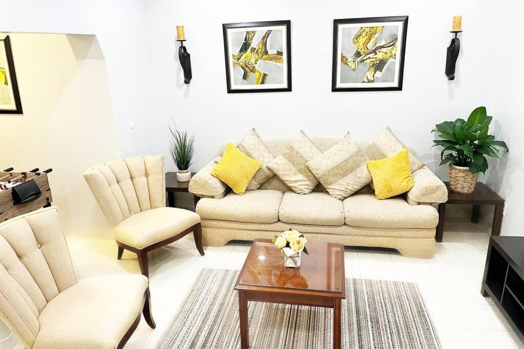 Amazing & Cozy Duplex Near Zoo Miami ! Villa Exterior photo