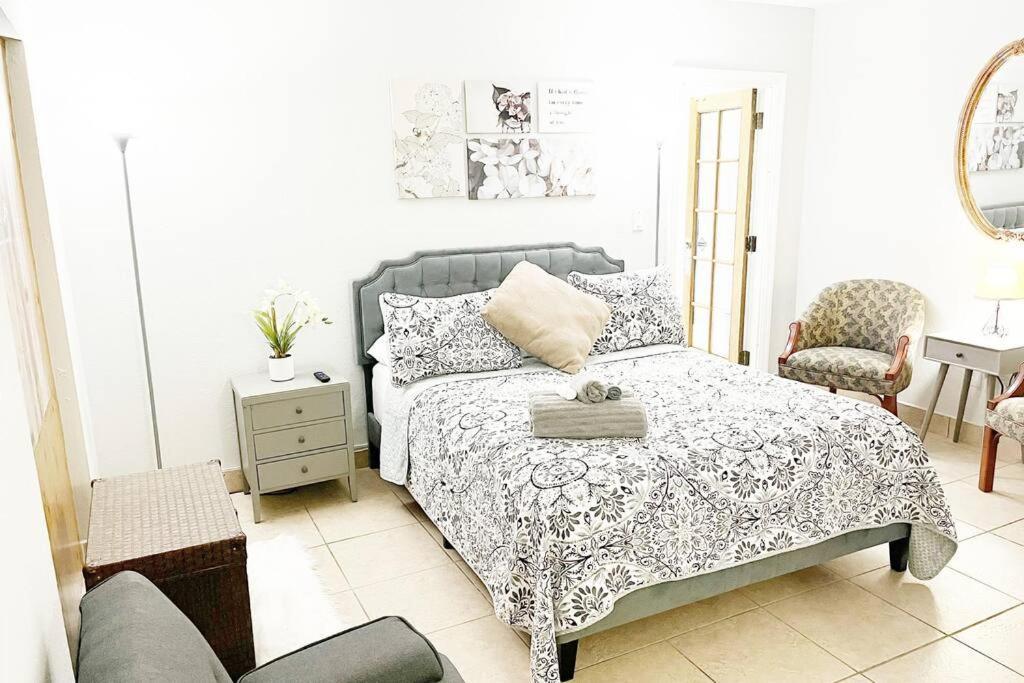 Amazing & Cozy Duplex Near Zoo Miami ! Villa Exterior photo