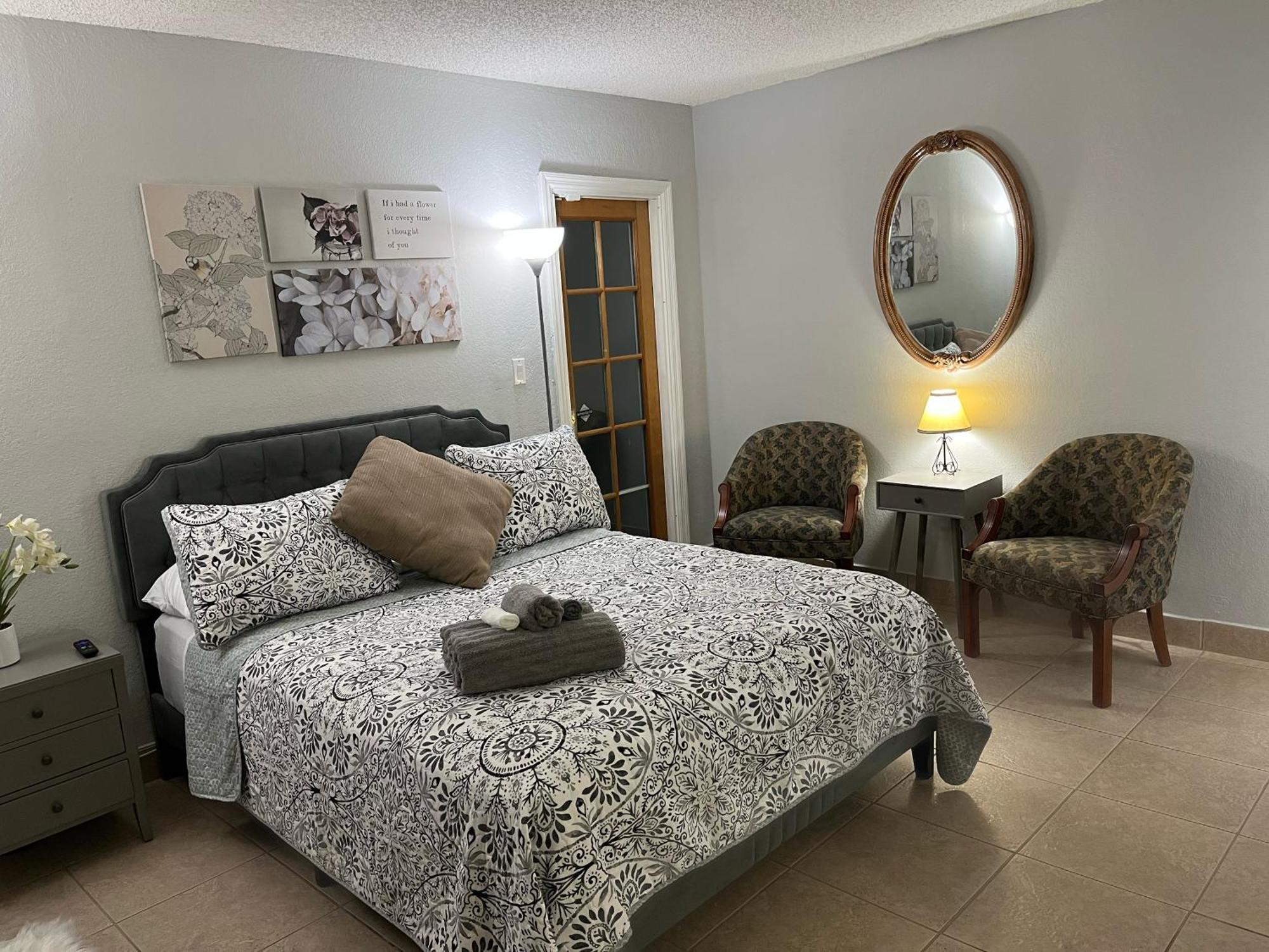 Amazing & Cozy Duplex Near Zoo Miami ! Villa Exterior photo